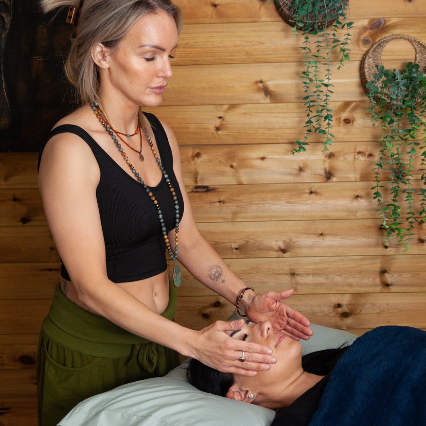 Love and Light Wellness, I understand the challenges and struggles that come with feeling lost and disconnected. My mission is to support and empower you on your path to wellness, balance, and inner peace.